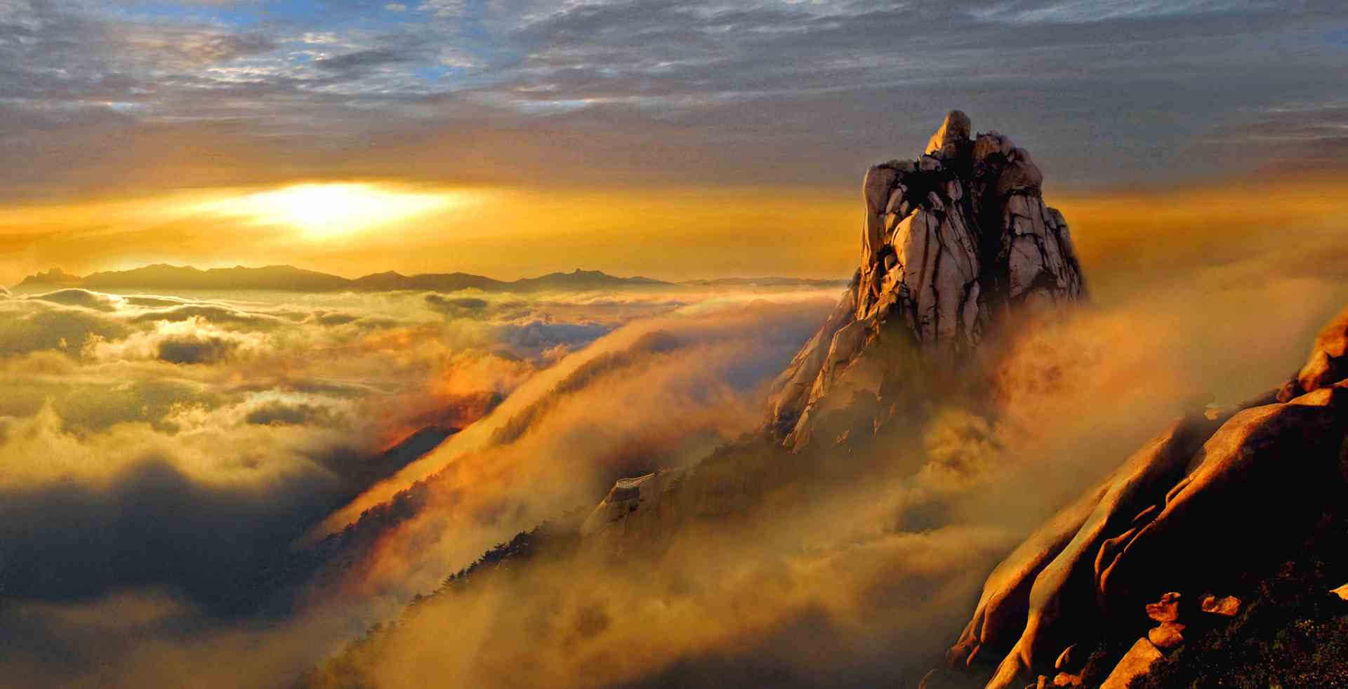 Golden Tianzhushan