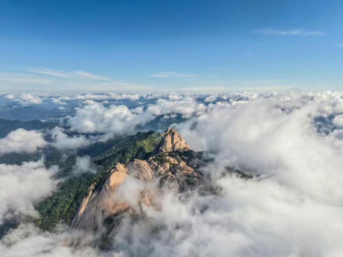 Mountains and Seas Belong to Youth | This Summer, Tianzhushan Offers Free Admission to Students and Teachers Nationwide