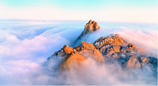 Autumn Mist Drifts into Jiangnan — Come to Tianzhushan This Fall